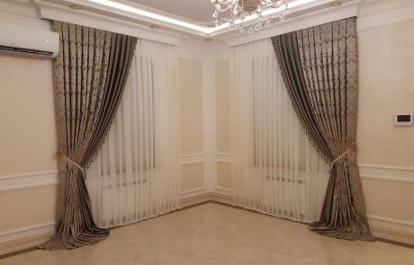 Klassik pərdə satışı, Türkiyə istühsalı tül və pərdələr, anbardan yüzlərlə parça növlrin mənzillərə kataloqlar vasitəsi ilə satış, tikiş və çatdırılma.