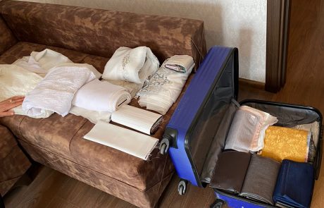 Pərdələr, Türkiyə istehsalı parçalar, anbardan sərfəli qiymətə.