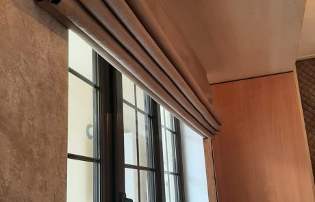 Rimskiy ştor, Roma pərdələri şatışı, Türkiyə pərdə parçaların geniş seçimi, çox sərfəli qiymətə yüksək keyfiyyətli pərdələr.